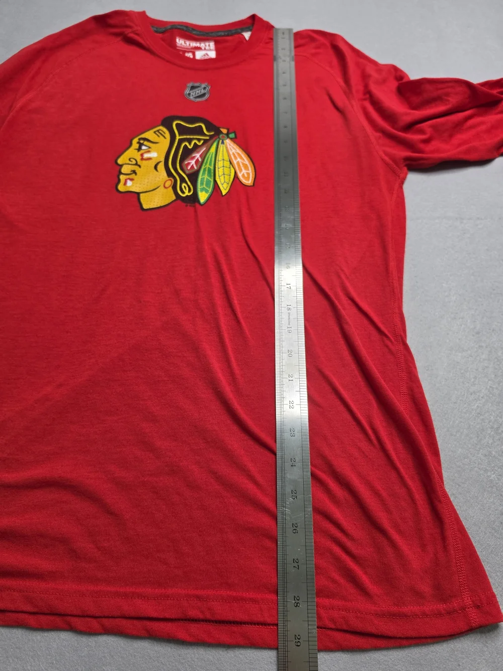 Adidas NHL Chicago Blackhawks Red Long-Sleeve Tee Large